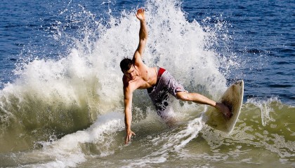 九游体育博彩-东道主法国首战告捷，2-0击败澳大利亚，法国澳大利亚战绩