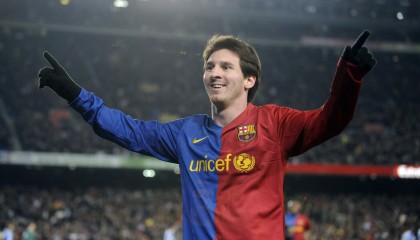 九游电竞中心-女子篮球联赛季后赛精彩纷呈，焦点大战引爆全场，2020一2021年女子蓝球联赛